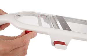 Zyliss 2 in 1 Handheld Slicer slide lever to adjust slice thickness